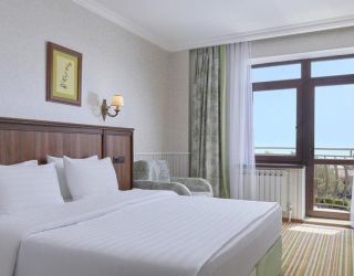 Отель "Alean Family Doville" / "Алеан Фэмили Довиль"