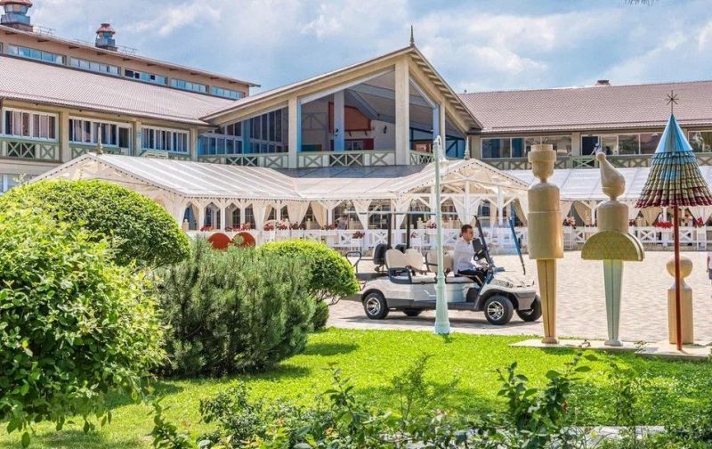 Отель "Alean Family Doville" / "Алеан Фэмили Довиль"