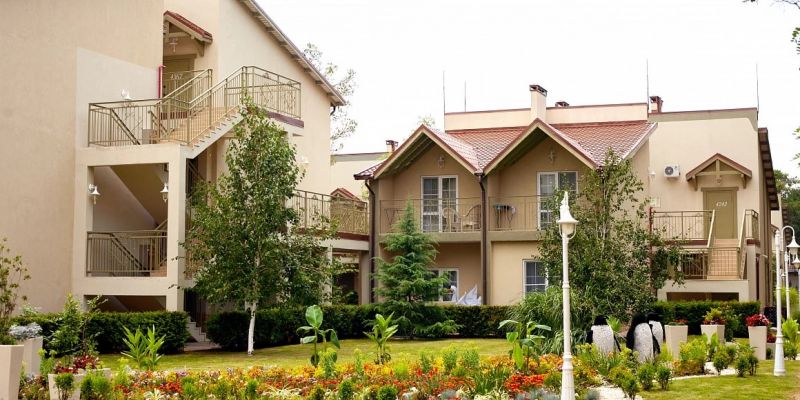 Отель "Alean Family Doville" /<br> "Алеан Фэмили Довиль"