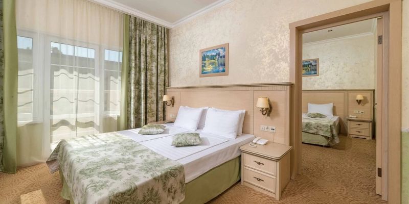 Отель "Alean Family Doville" /<br> "Алеан Фэмили Довиль"